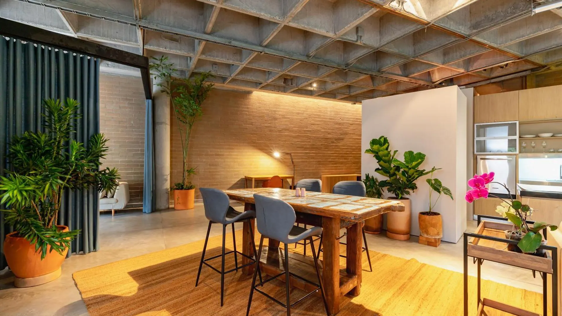 Soho Lofts By Vibra Bonita Apartment Medellin