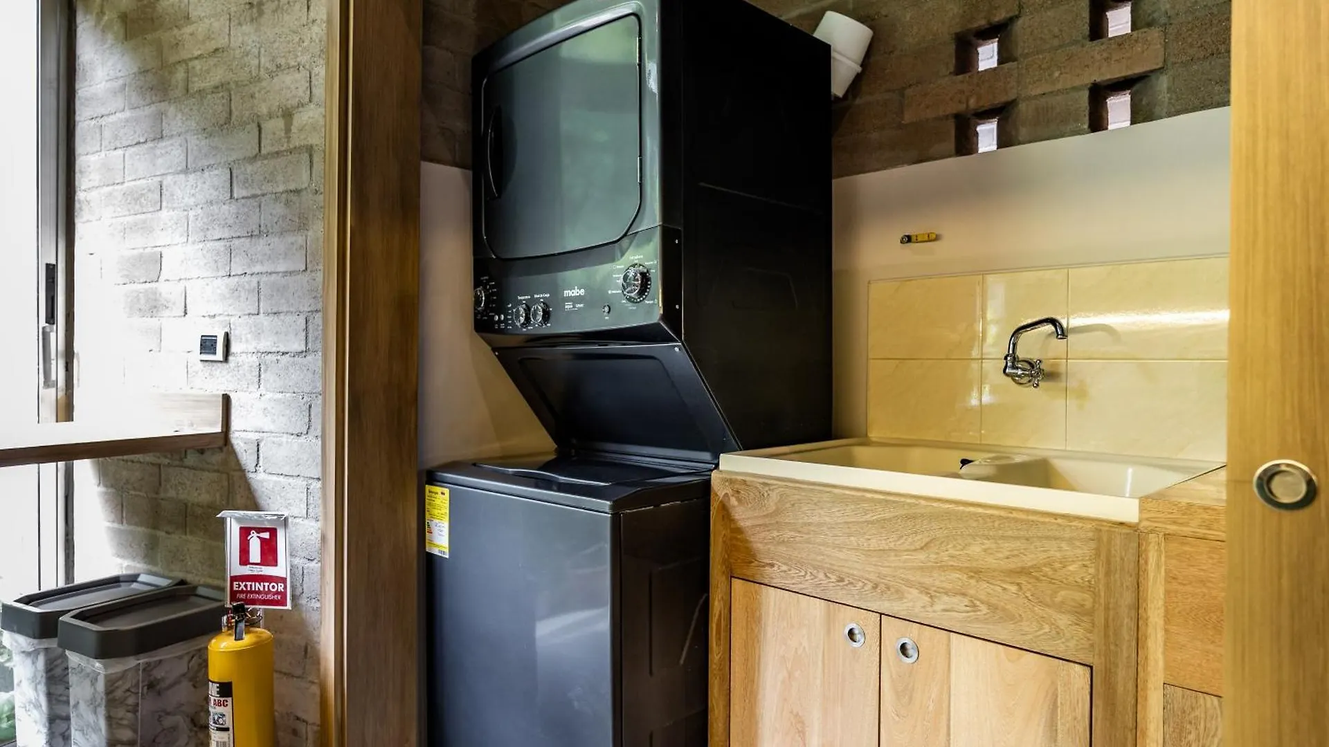 Soho Lofts By Vibra Bonita Apartment Medellin